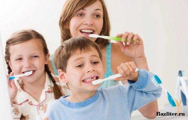 Как научить ребенка чистить зубы - советы родителям