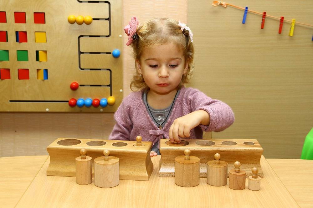 Как развивать ребенка 3-х месяцев: игрушки, занятия и развивающие игры с малышом в домашних условиях