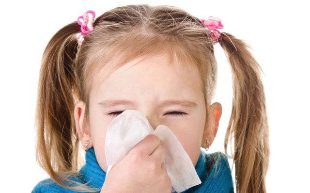Насморк и красные глаза у ребенка: почему появляется заложенность носа, кашель и покраснение склер при простуде и орви