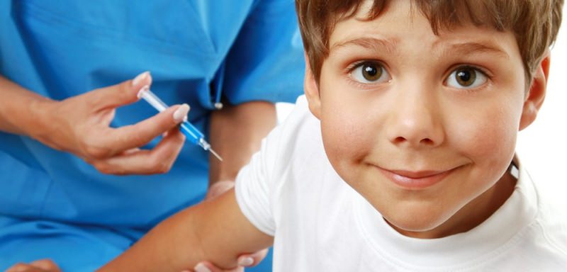 Все о вакцинации: кому и какие прививки надо делать?