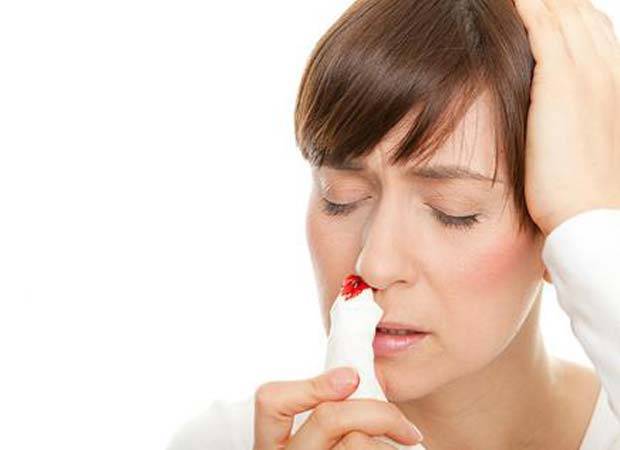 Кровь из носа у детей: причины и лечение, особенности частых проявлений, первая помощь и средства, помогающие остановить носовое кровотечение
