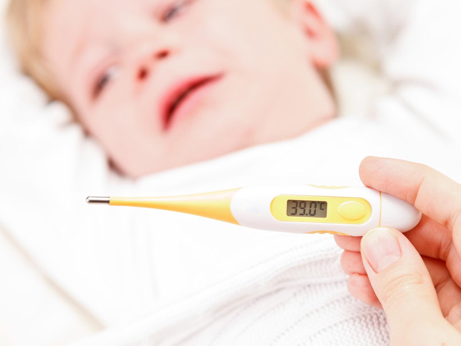 Температура у новорожденного ( 4 причины для беспокойства)