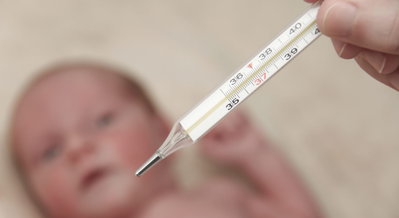 Как мерить температуру у новорожденного грудничка термометром