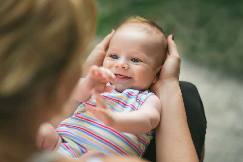 Как отучить ребенка от рук 1 год? | babytut