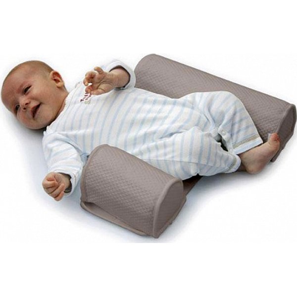 Анатомическая подушка для новорожденных: с какого возраста можно использовать, виды и особенности