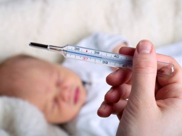 Как новорожденным мерить температуру