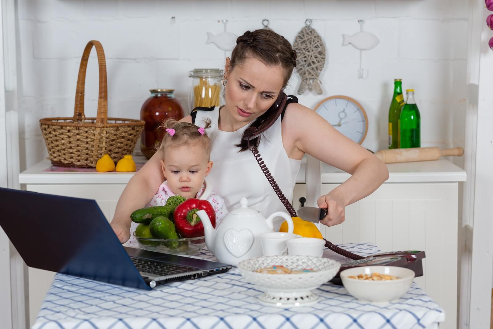 Домашние обязанности по возрасту ребенка: составляем список. какие домашние обязанности можно поручить ребенку?