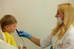 Лазеротерапия при аденоидах у детей: механизм действия, методика и противопоказания