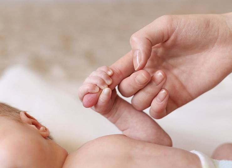 Рефлексы новорожденного: норма и отклонения от нее