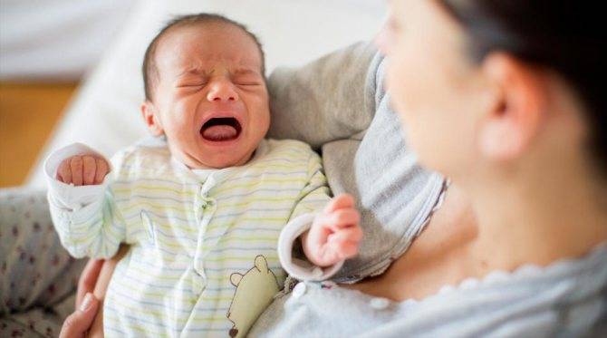 У ребенка трясется подбородок при плаче или кормлении, почему у малышей наблюдается тремор подбородка