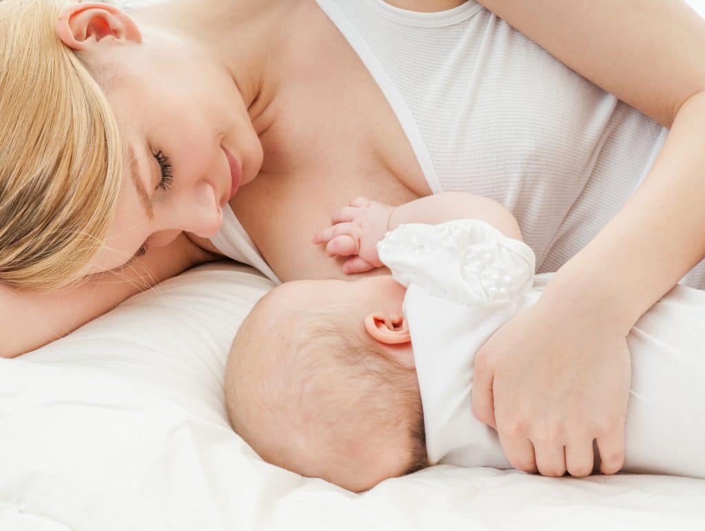 Простуда при грудном вскармливании: как выличить кормящую маму