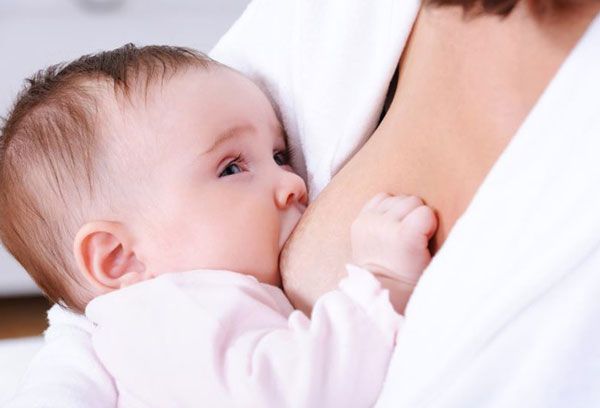 Как сохранить грудь после родов, простые правила красоты для молодой мамы