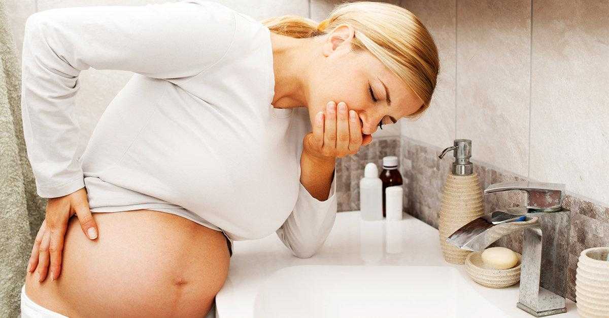 Понос при беременности при ранних сроках: опасен ли?