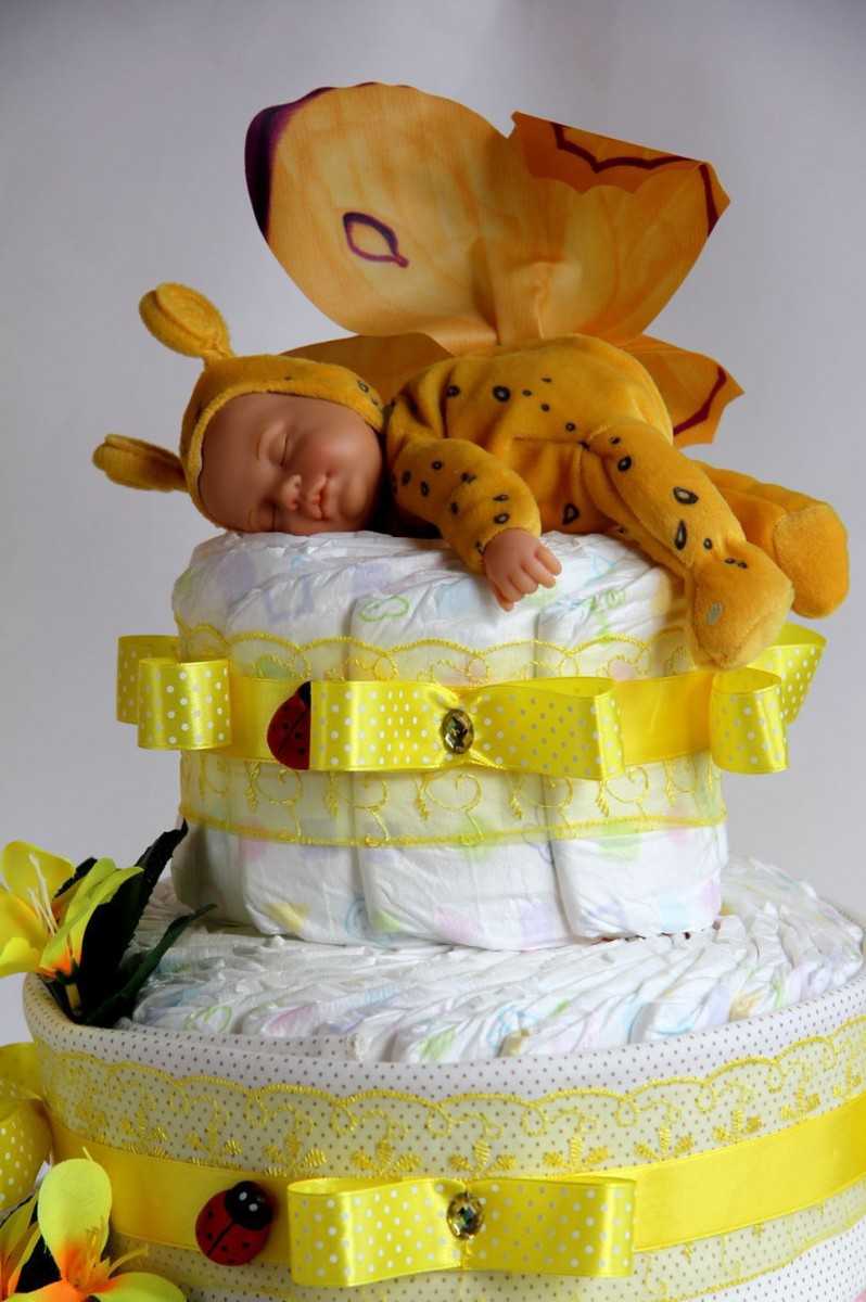 Букет из памперсов — отличный подарок для новорожденных | babynappy