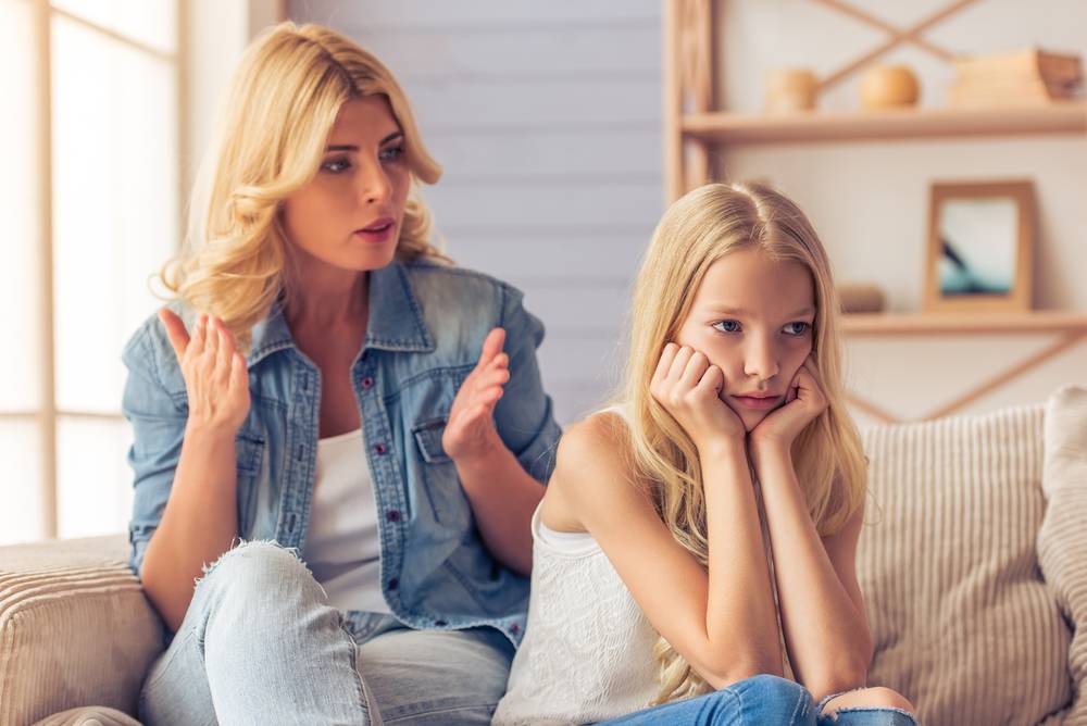 3 темы, которые никогда не нужно обсуждать со своими детьми