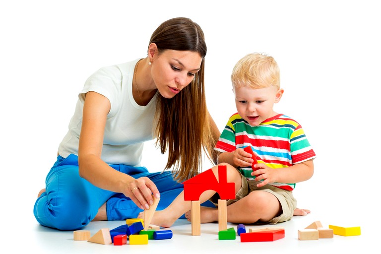 Развивающие игры для детей до года: обзор и описание 57 игр отдельно для каждого месяца от детского психолога