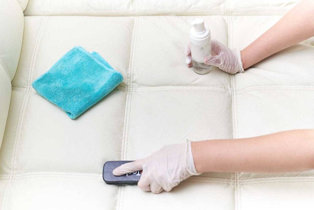 Как убрать запах из дивана: 20 лучших средств чем почистить в домашних условиях