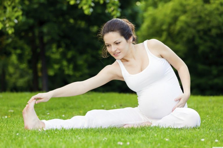Гимнастика для беременных во 2 триместре в домашних условиях и спортзале: польза зарядки, картинки с упражнениями, рекомендации, отзывы